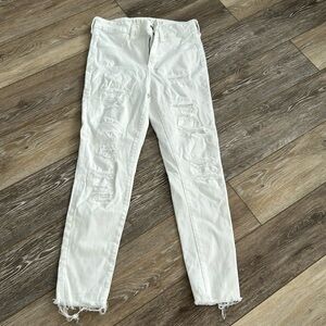 Size 8, American eagle white jeans